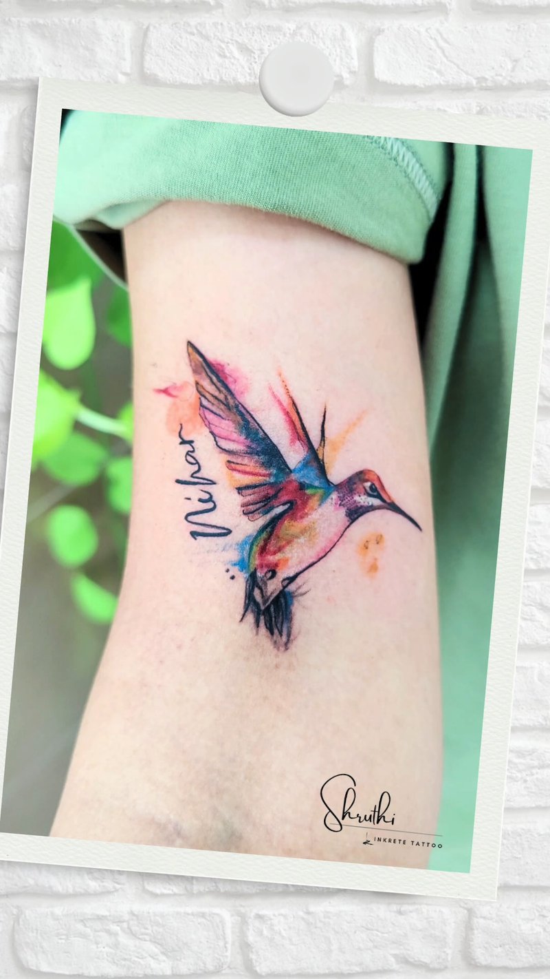 humming bird tattoo, colour tattoo, watercolour tattoo, tattoo ideas for women, arm tattoo
